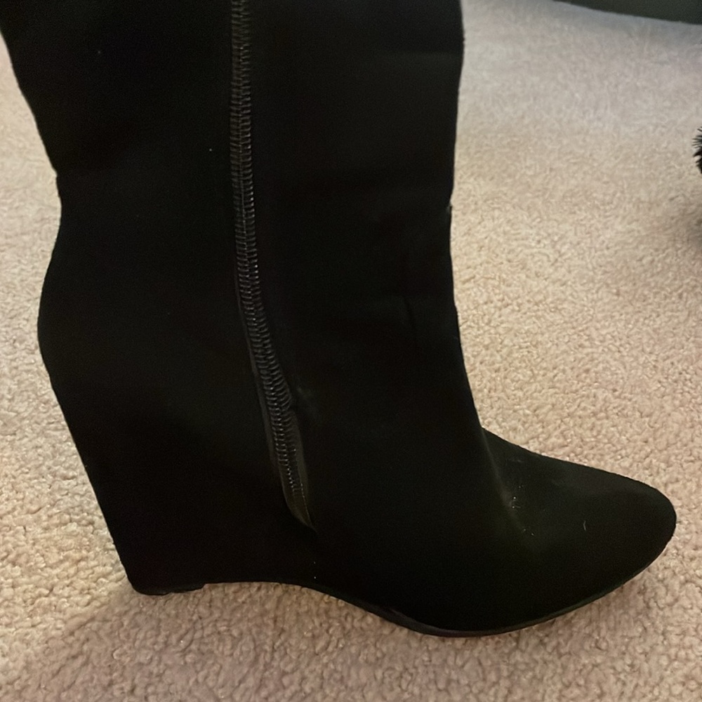 Just Fab knee high suede wedge boots with fur. Zipper boots. - Picture 2 of 7